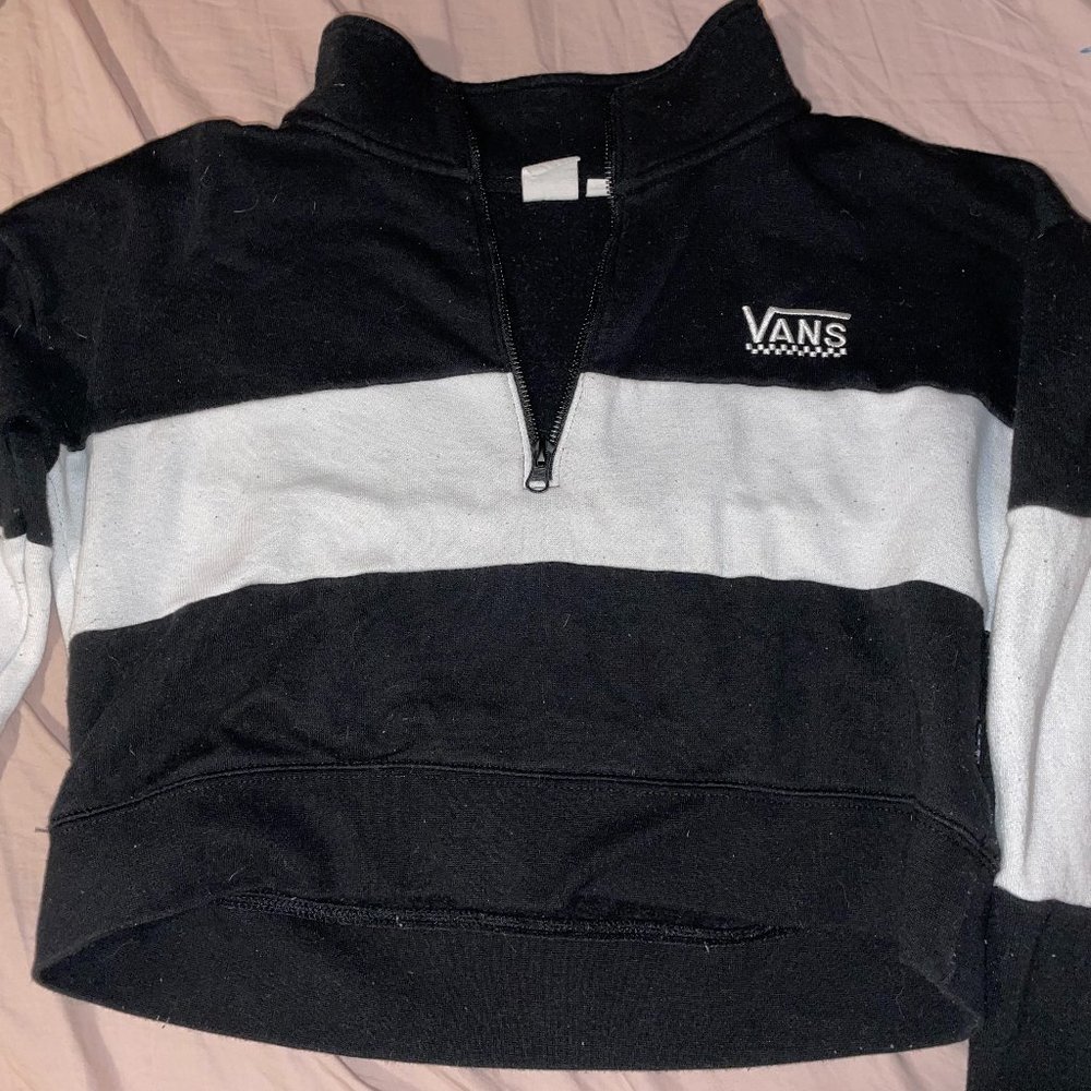 Cropped Quarter zip vans top